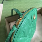 GUCCI matelasse leather shoulder bag model: 702229