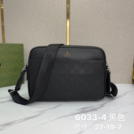 Gucci- Crossbody BagModel: 6033-4