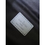 Louis Vuitton DISCOVERY belt bag