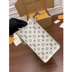 Louis Vuitton's exclusive debut model: M46060 Super Enhanced Edition