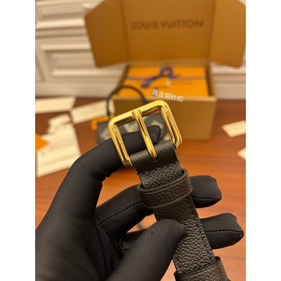 Louis Vuitton's exclusive debut model: M45978 Super Enhanced Edition