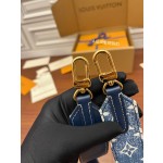 Louis Vuitton's exclusive debut model: M59717 Super Enhanced Edition