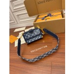 Louis Vuitton's exclusive debut model: M59717 Super Enhanced Edition
