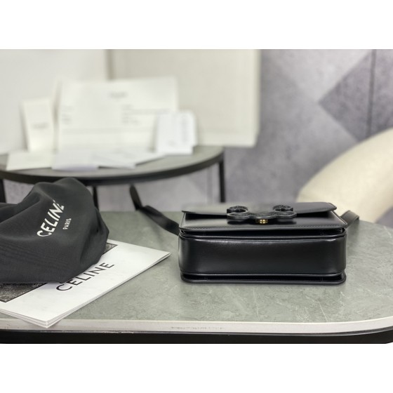 CELINE Embossed Small Black 𝗯𝗼𝘅 Model: 199223