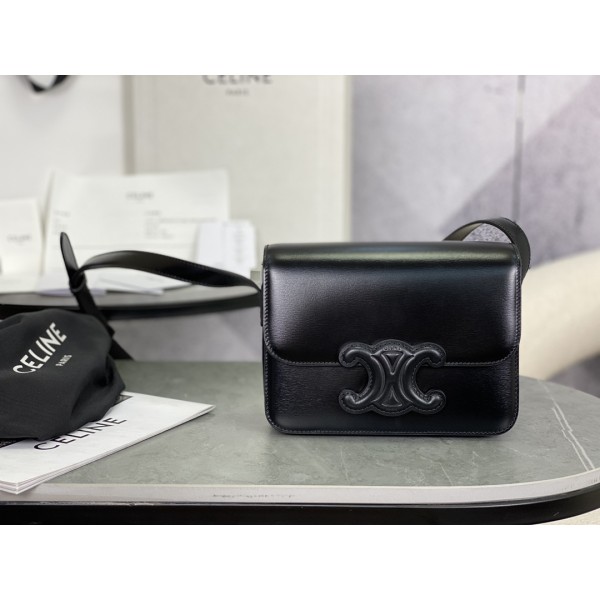 CELINE Embossed Small Black 𝗯𝗼𝘅 Model: 199223
