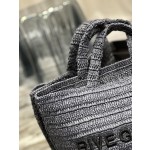 SAINT LAURENT  拉菲草编织tote款号：688864
