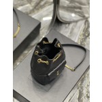 SAINT LAURENT  V型绗缝迷你水桶包型号：631052
