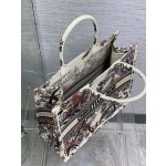 DIOR TOTE Magpie White Limited Edition Collection