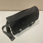 Prada VA0768 messenger bag