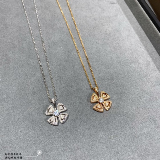 BVLGARI  necklace