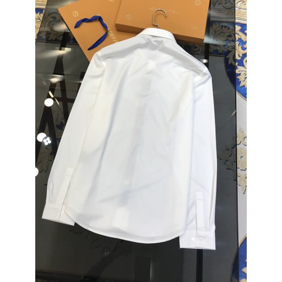 Maikun adhesive printed letter logo skull