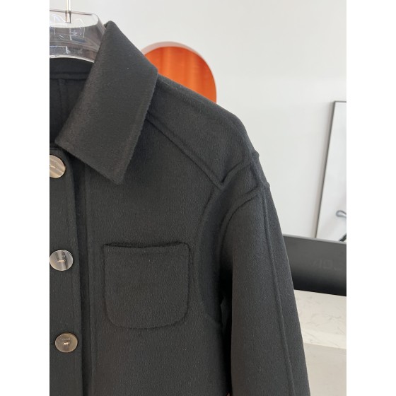 Loewe coat G78 (consult customer service to confirm size before placing an order)