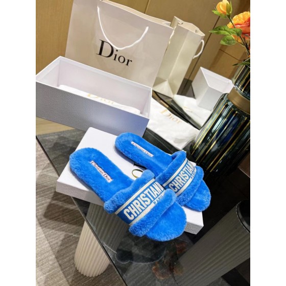 Dior flat bottom flip flops