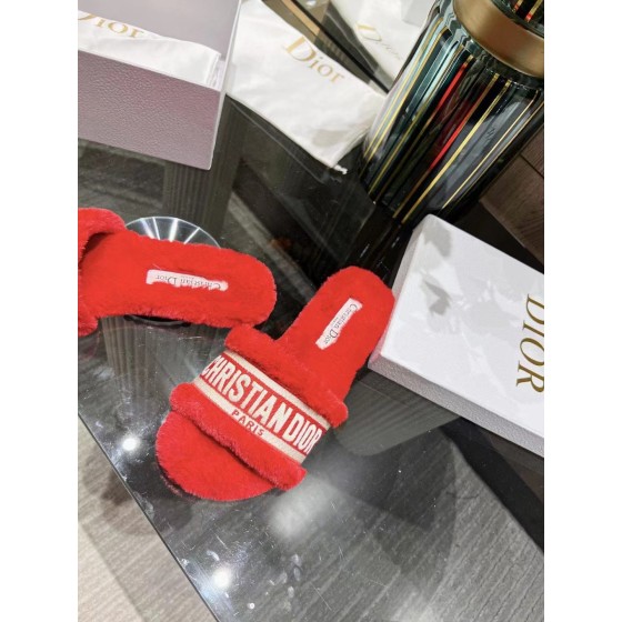 Dior flat bottom flip flops