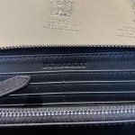 Burberry Single Pull Small Wallet