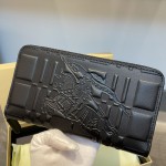 Burberry Single Pull Small Wallet