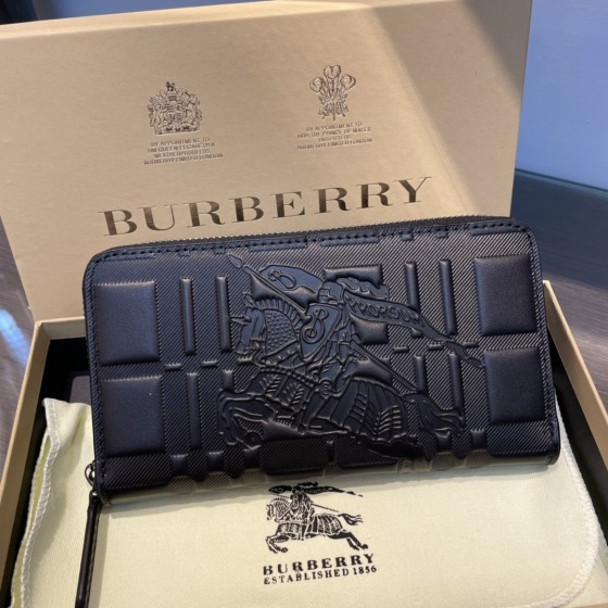 Burberry Single Pull Small Wallet