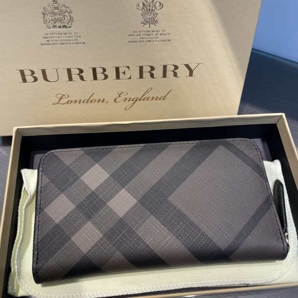 Burberry Single Pull Small Wallet
