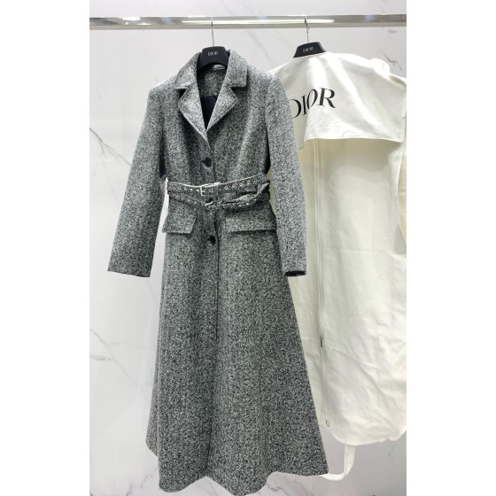 DIOR coat G77 (consult customer service to confirm size before placing an order)