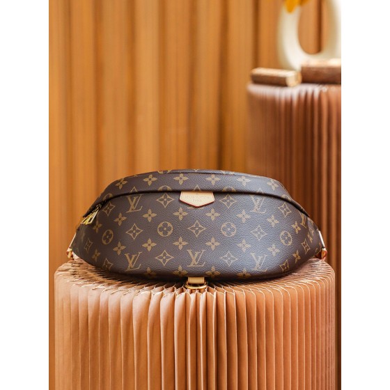 Louis Vuitton 𝐁𝐔𝐌𝐁𝐀𝐆 Belt Bag Series #M43644#