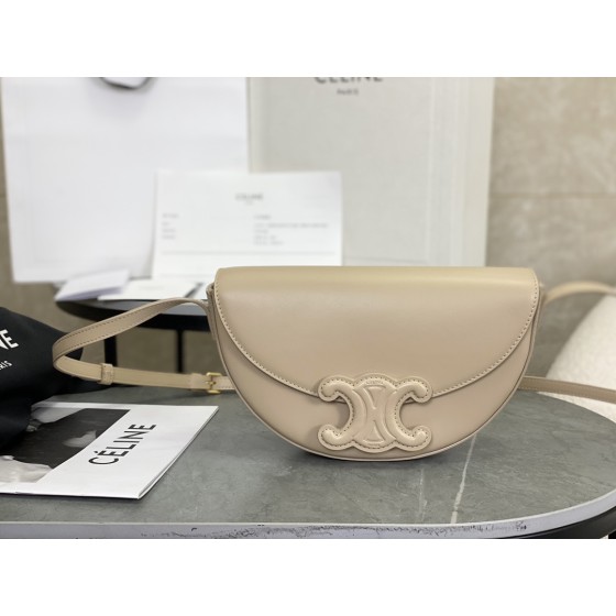 CELINE Embossed Half Moon Saddle Model: 111233
