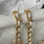 CHANEL 22K's popular black gold flap bag part AP3134