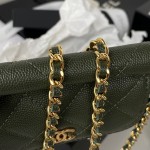 CHANEL 22K's popular black gold flap bag part AP3134