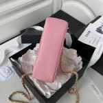 CHANEL 22K's popular black gold flap bag part AP3138