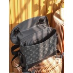 Louis Vuitton 𝐕𝐎𝐘𝐀𝐆𝐄𝐑 messenger bag #M40511#