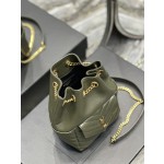 SAINT LAURENT  V型绗缝迷你水桶包型号：631052