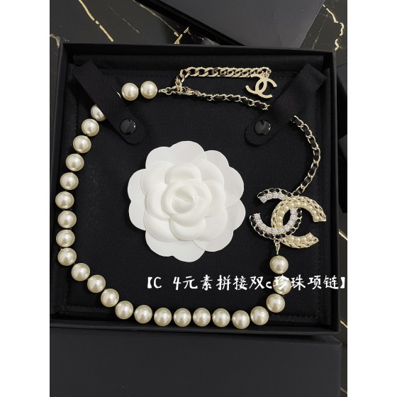 CHANEL necklace