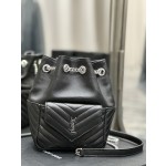 SAINT LAURENT  V型绗缝迷你水桶包型号：631052