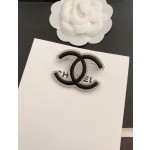 CHANEL brooch
