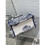 DIOR TOTE Blue Christmas