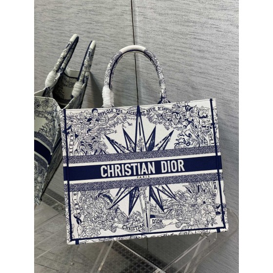 DIOR TOTE Christmas Limited Edition Octomom Collection