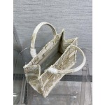 DIOR TOTE Golden Christmas