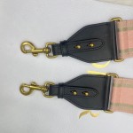 Dior pink letter shoulder strap