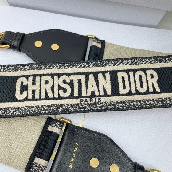 Dior letters black shoulder strap