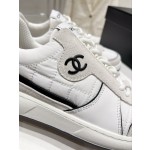 CHANEL's latest popular water diamond panda sneaker