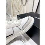 CHANEL's latest popular water diamond panda sneaker