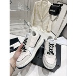 CHANEL's latest popular water diamond panda sneaker