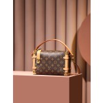 Louis Vuitton 𝐒𝐈𝐃𝐄 𝐓𝐑𝐔𝐍𝐊 M46358#small box