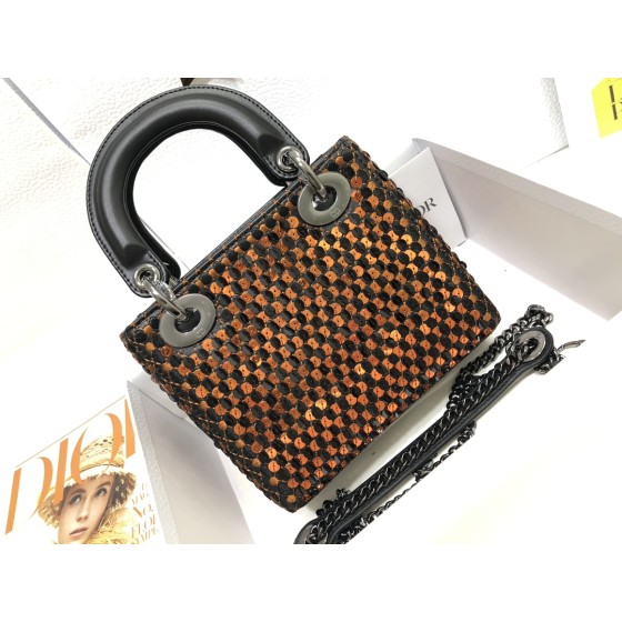 DIOR Princess Diana's Three Grid Series Embroidery Beads in Gold