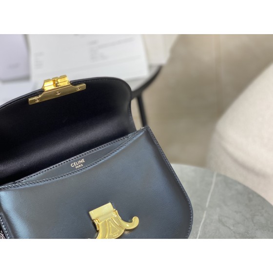 CELINE Leather Chain Saddle Bag~Model: 110973