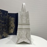 DIOR TOTE Christmas Limited Edition Collection