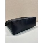 Prada Briefcase 🎉 1BG876A