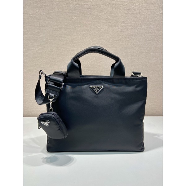 Prada Briefcase 🎉 1BG876A