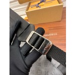 Louis Vuitton's exclusive debut model: M46331 Super Enhanced Edition