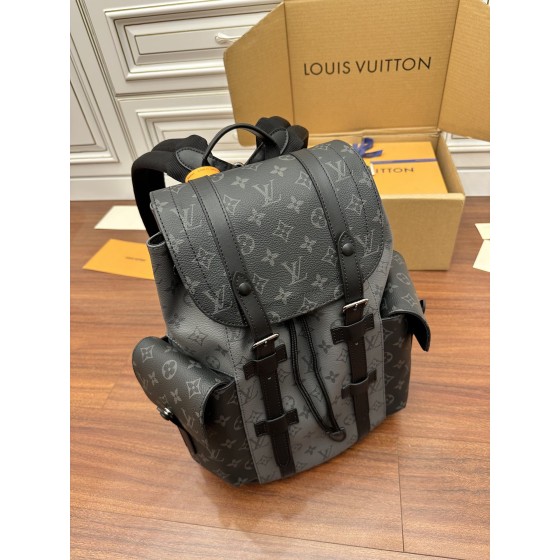 Louis Vuitton's exclusive debut model: M46331 Super Enhanced Edition