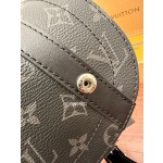 Louis Vuitton's exclusive debut model: M46331 Super Enhanced Edition